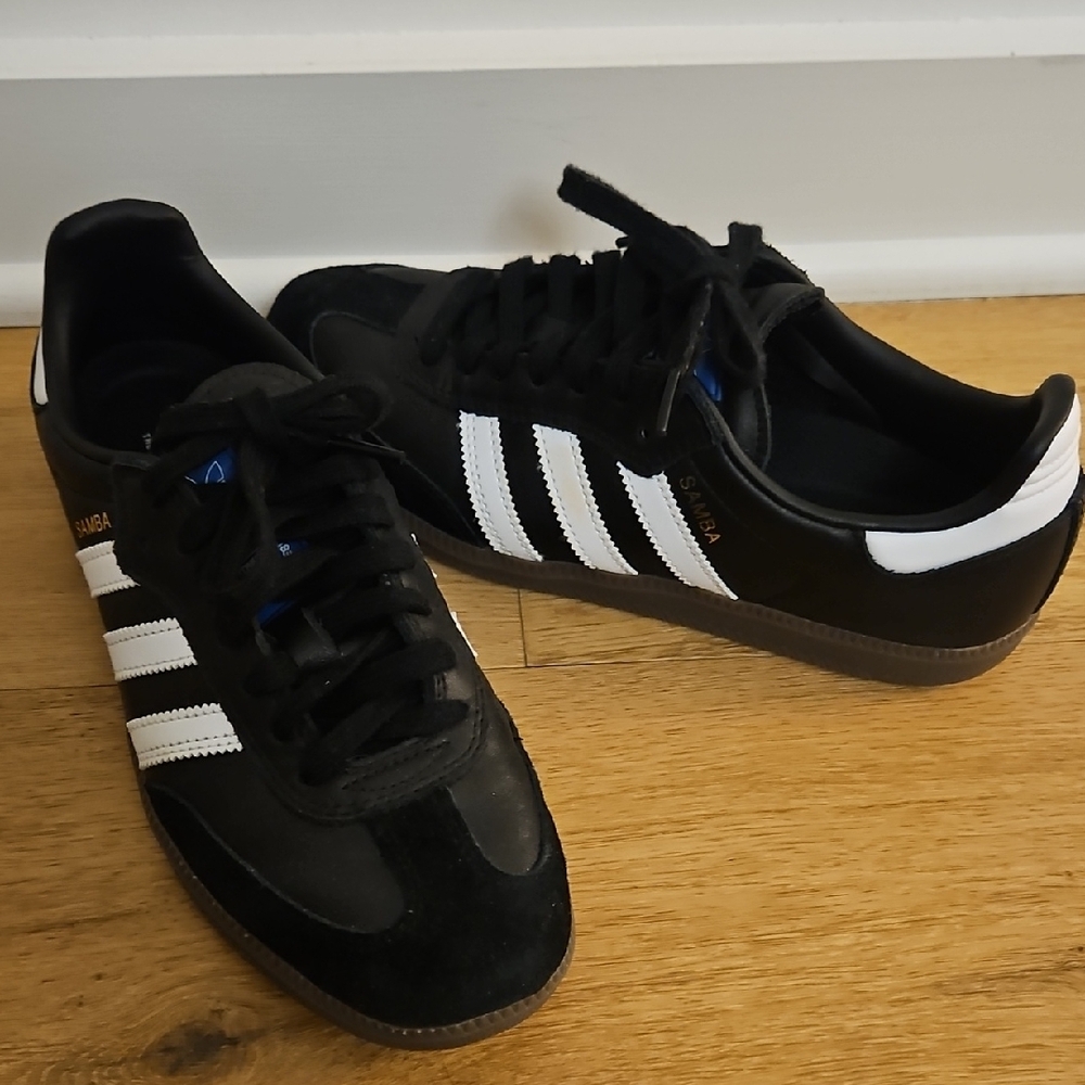 Adidas Men's Black Samba Shoes